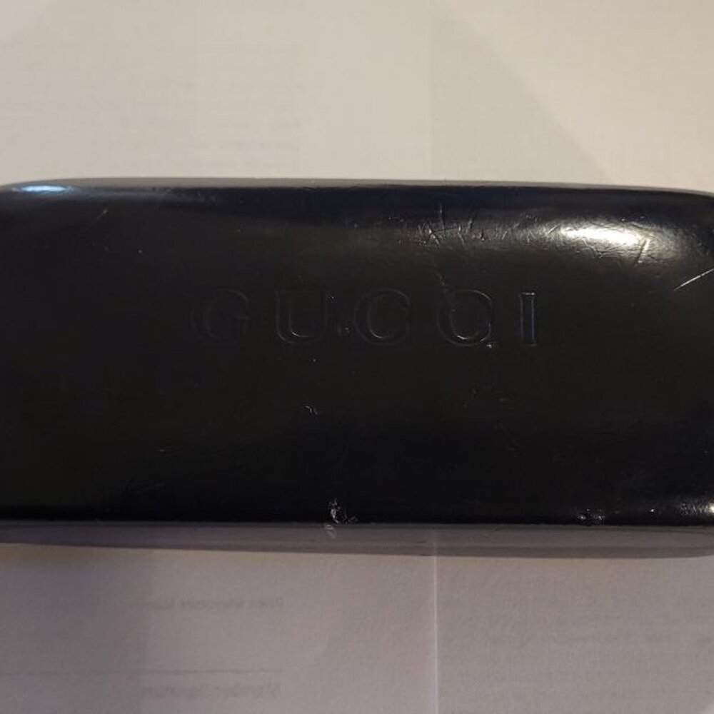 Gucci Black Sunglasses Eye Glasses Case Hard Clam Shell Black Velvet Interior - Picture 3 of 5